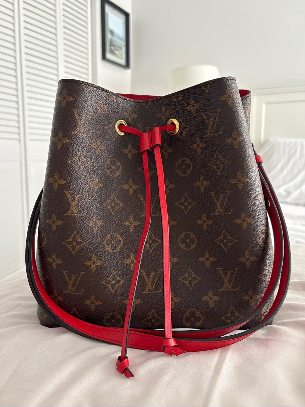 Louis Vuitton NeoNoe MM Monogram Canvas with Red Trim